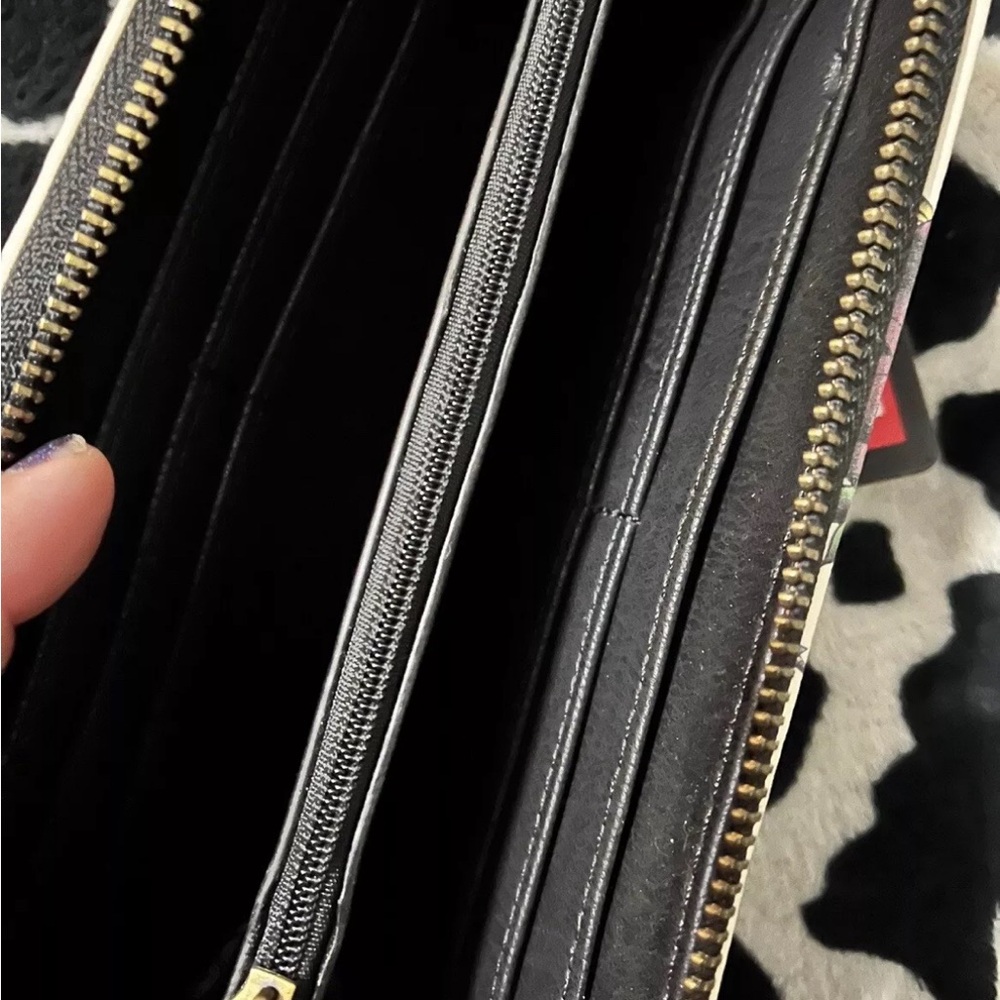 Marvel tattoo loungefly wallet heart logo - Picture 8 of 8